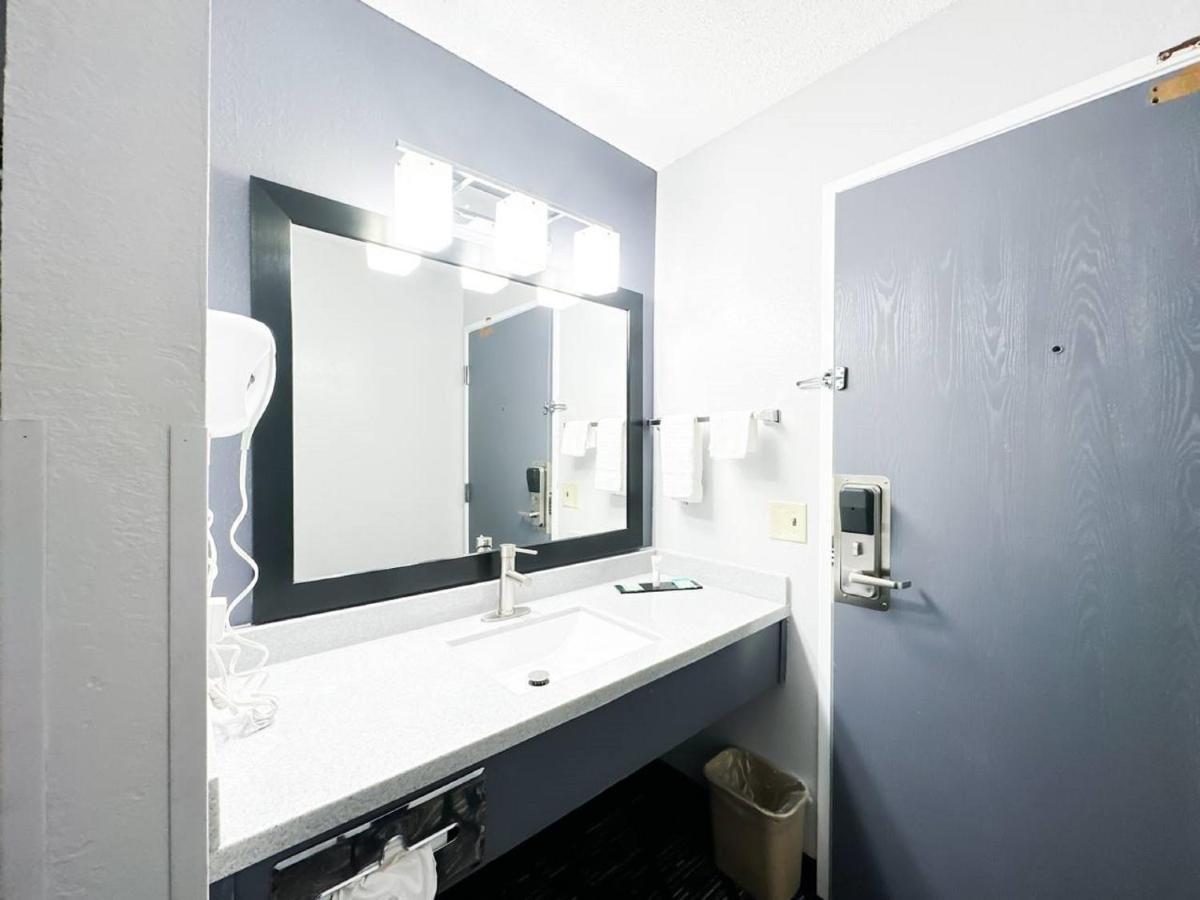 Blaine Town Inn & Suites Ngoại thất bức ảnh